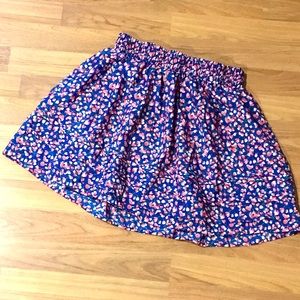 🌟 3 for $15 🌟Gorgeous Floral Mini skirt. NWOT.
